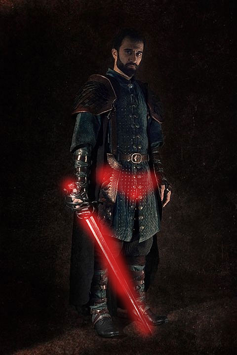 Détection du mal : ce personnage d'alignement loyal neutre utilise un slip et une épée d'alignement mauvais, objets magiques, ou reliques Détection du mal