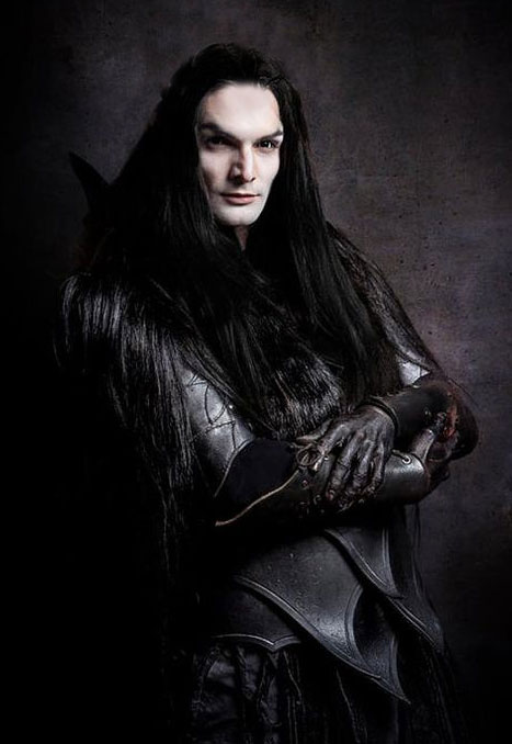 Magicien demi-elfe Magicien demi-elfe